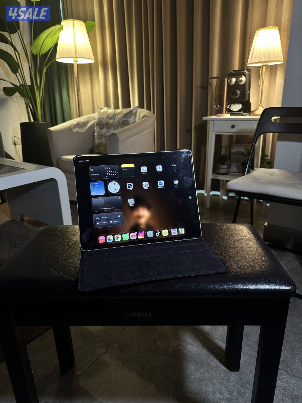 Apple Ipad Pro - M1 - 12.9 inch - like New0