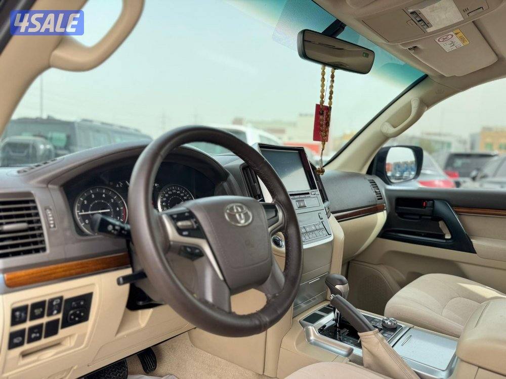 لاندكروزر 2018 شرط الفحص عداد قليل6