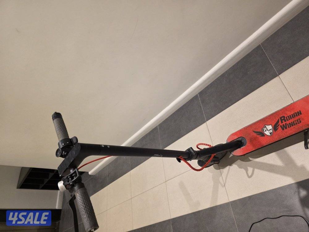 للبيع سكوتر استعمال نظيف0