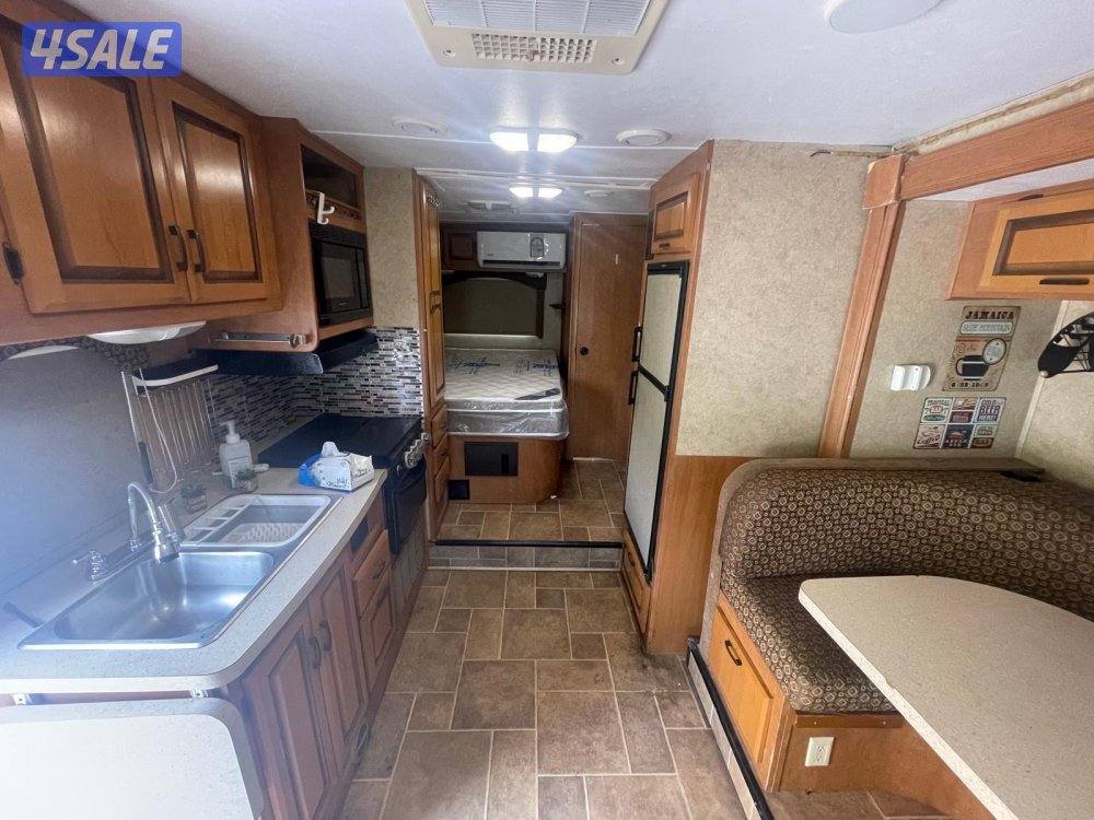 للبيع كرافان sunseeker موترهوم 2012 - مسجل بالدفتر 20118