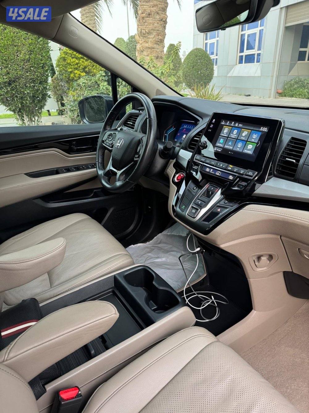 للبيع او للبدل هوندا اوديسي 2023 بحالة ممتازة9