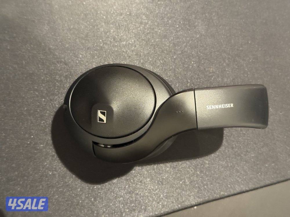 Sennheiser HD 620s Headphone1