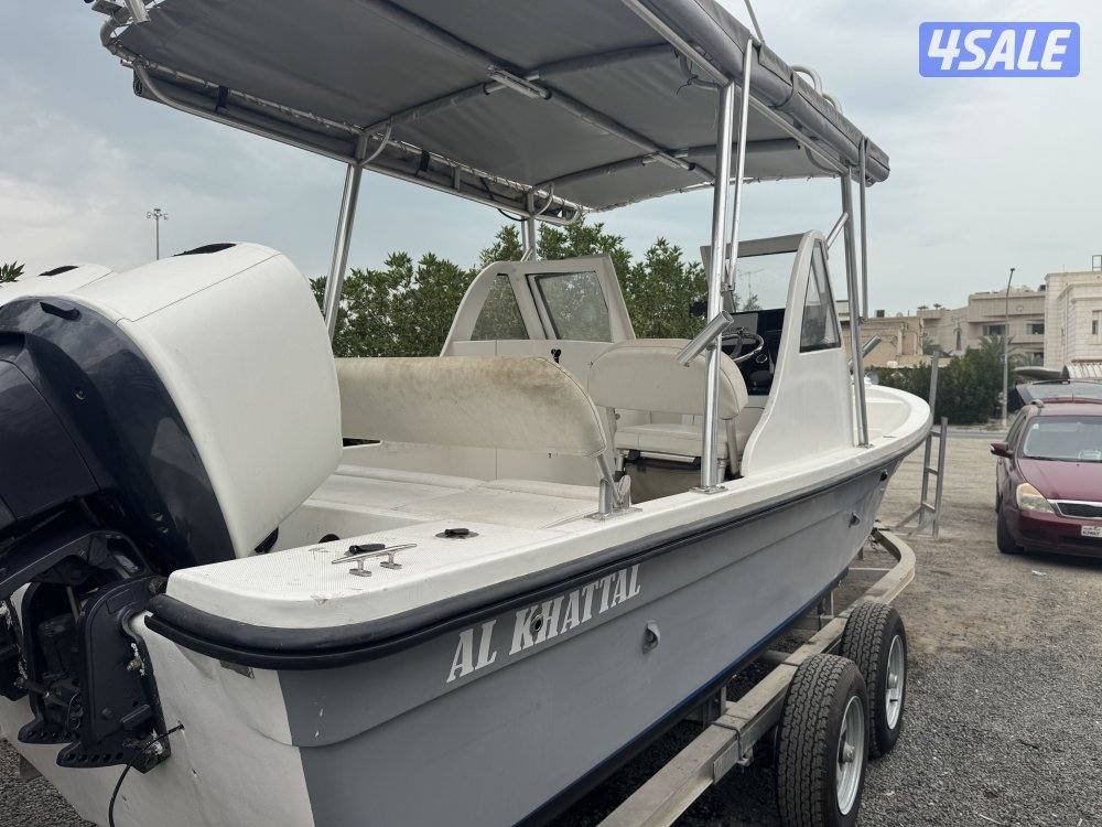 للبيع الختال  27 قدم موديل 2021 نظيف جذاً علي 200/200 ياماها عكس ستاندر2