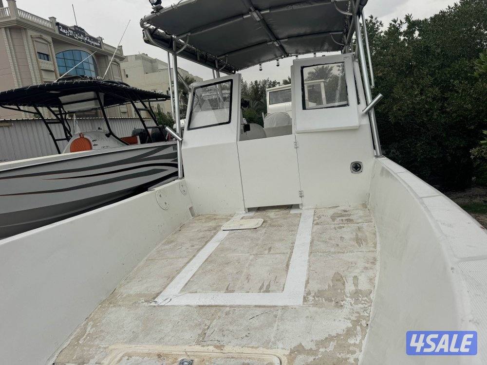 للبيع الختال  27 قدم موديل 2021 نظيف جذاً علي 200/200 ياماها عكس ستاندر3