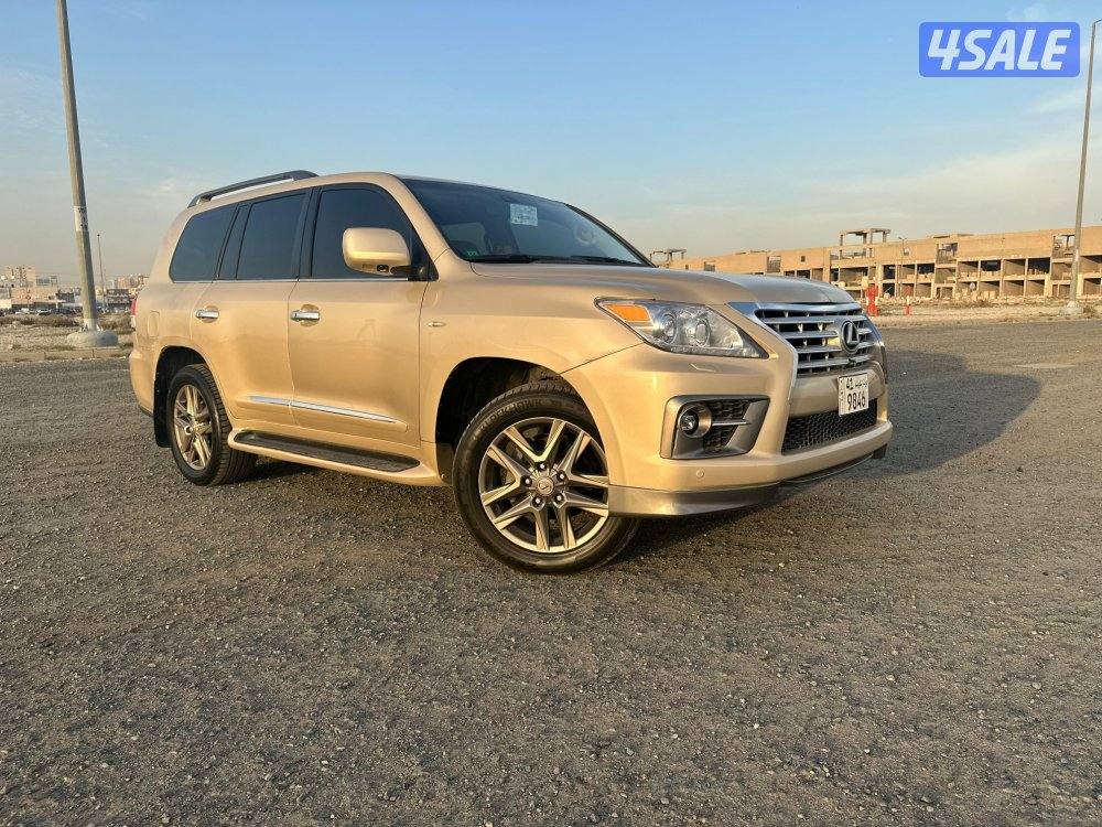 لكزس LX570 موديل 2010 ماشي 300الف شرط الفحص قير مكينة شاصي البدي اصباغ0