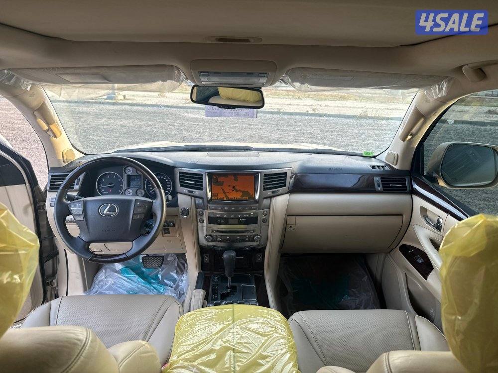 لكزس LX570 موديل 2010 ماشي 300الف شرط الفحص قير مكينة شاصي البدي اصباغ5