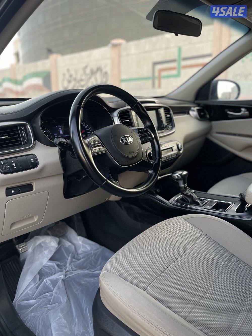 للبيع كيا سورينتو موديل 2019 شرط الفحص بالكامل صبغ الوكالة4