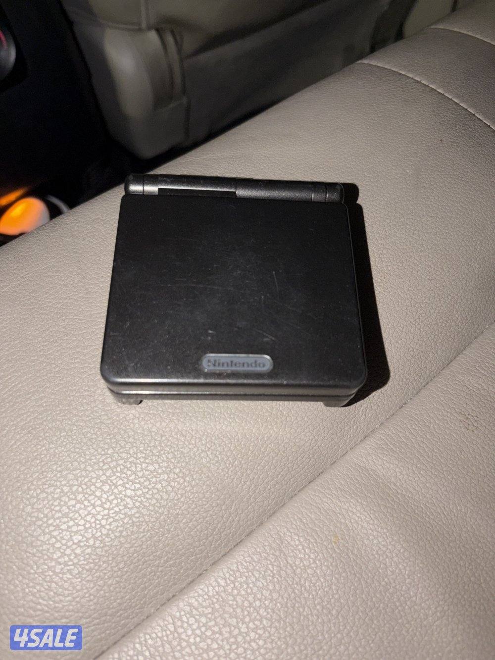 game boy advance SP ( with games.)0