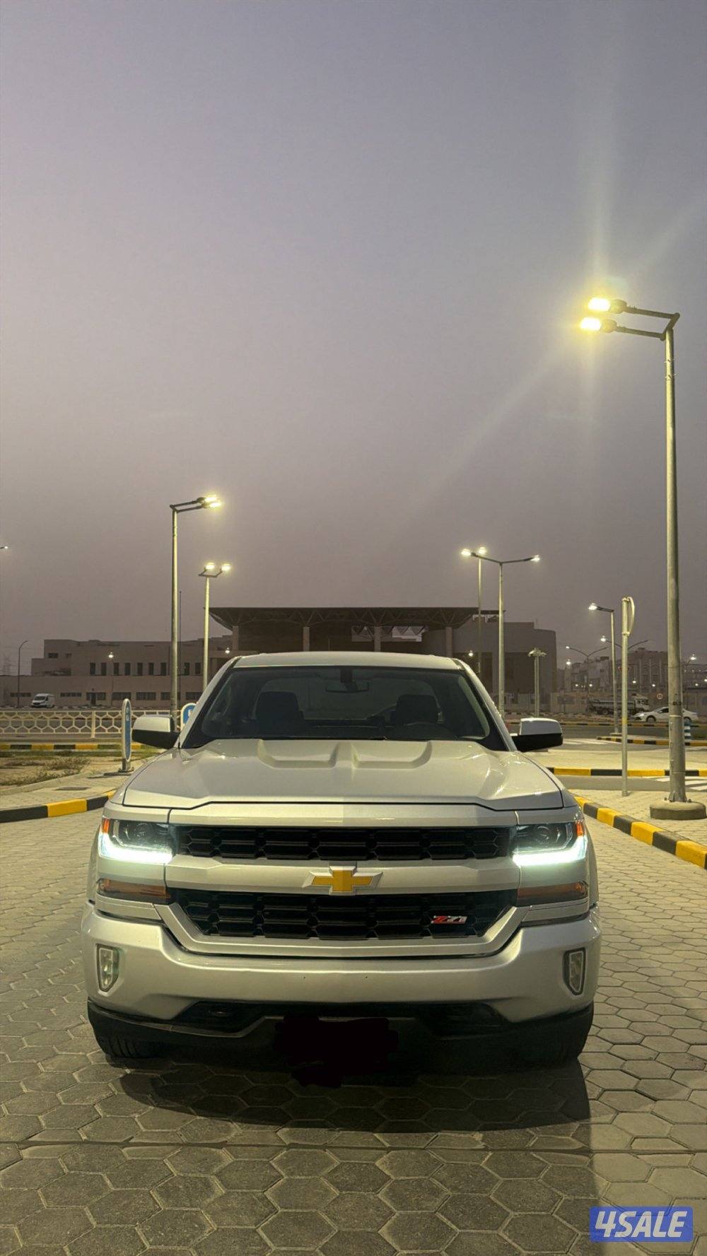 للبيع سلفرادو 2017 Z71 دبل قير ماشي 140 شرط الفحص بالكامل0