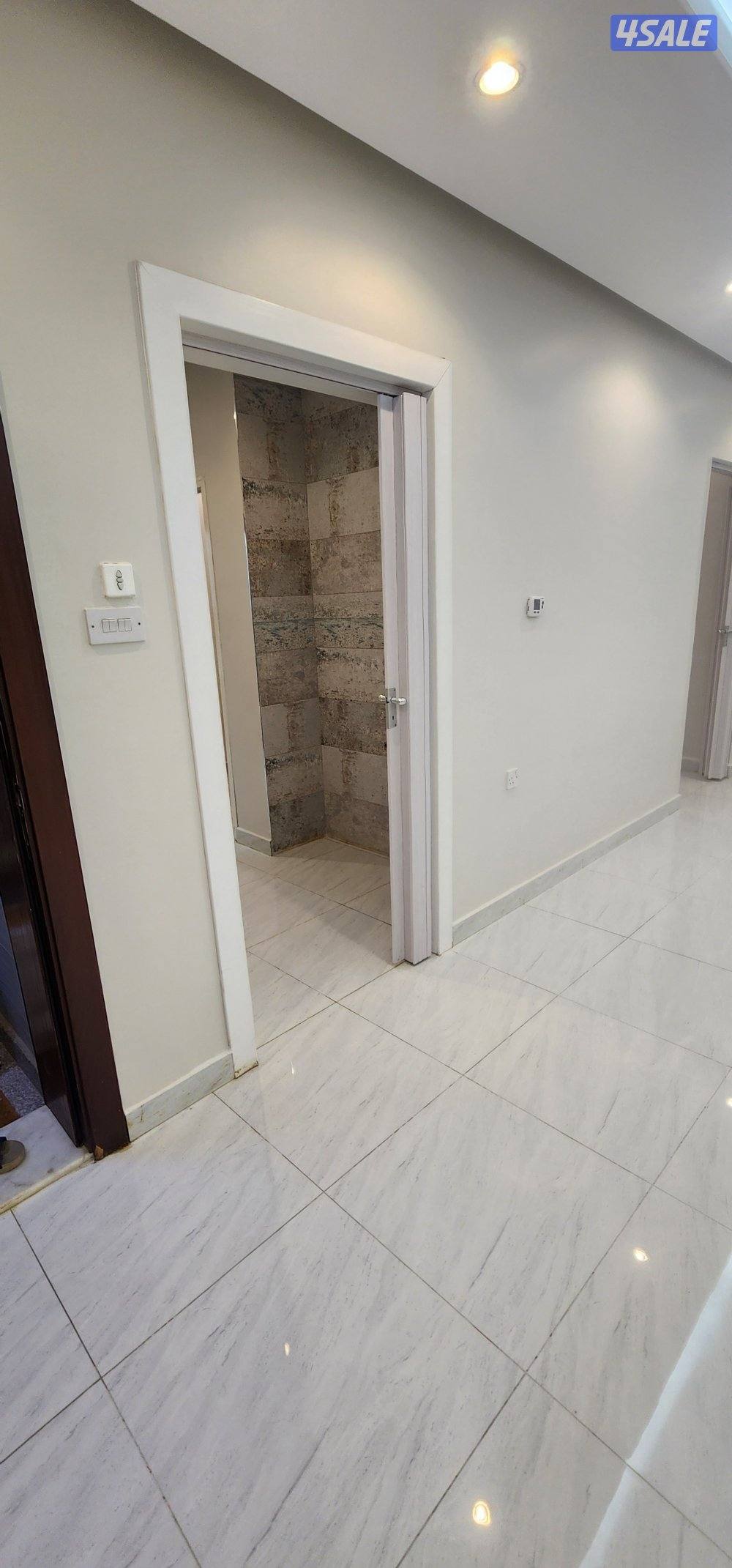 للايجار شقة بفنيطيس غرفتين2