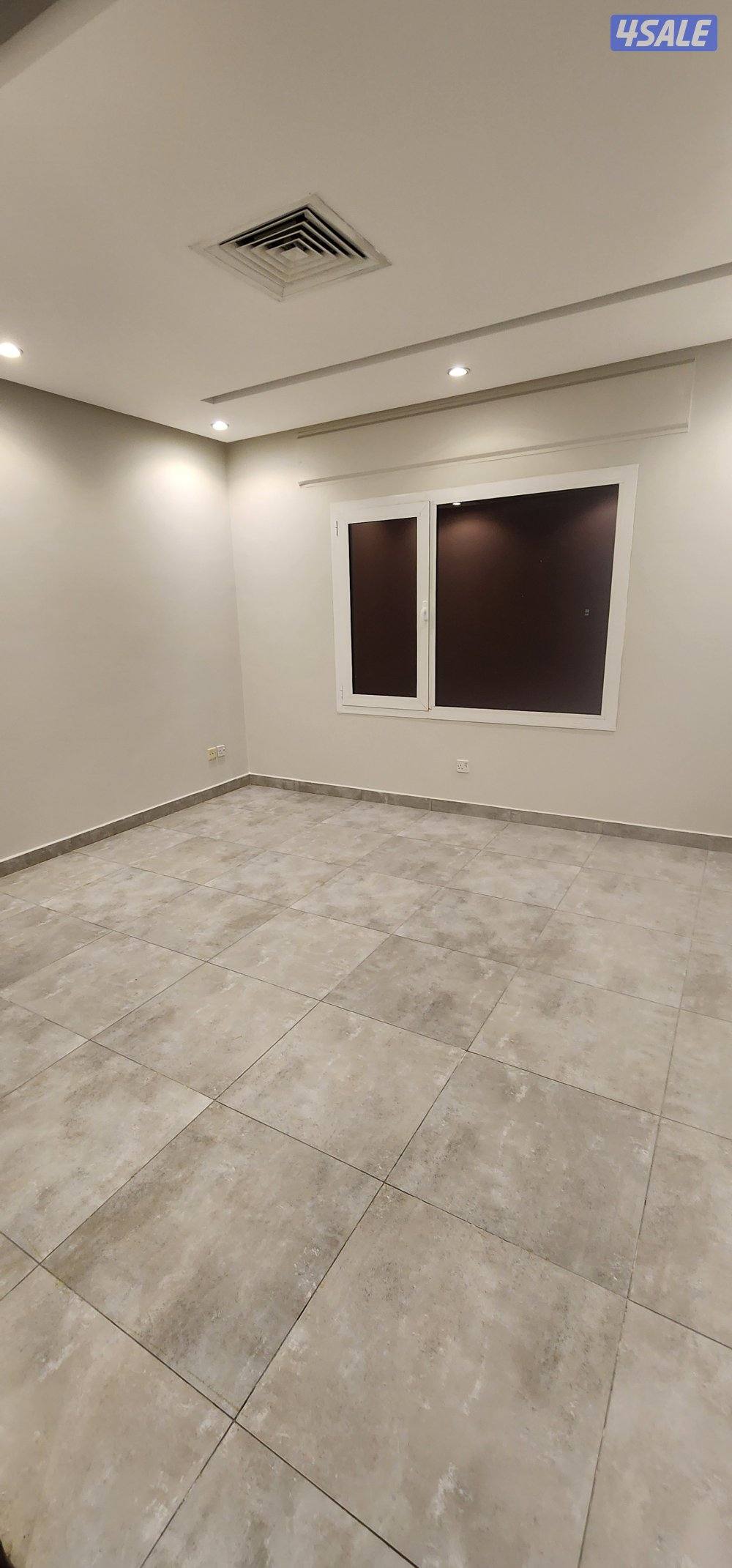 للايجار شقة بفنيطيس غرفتين10