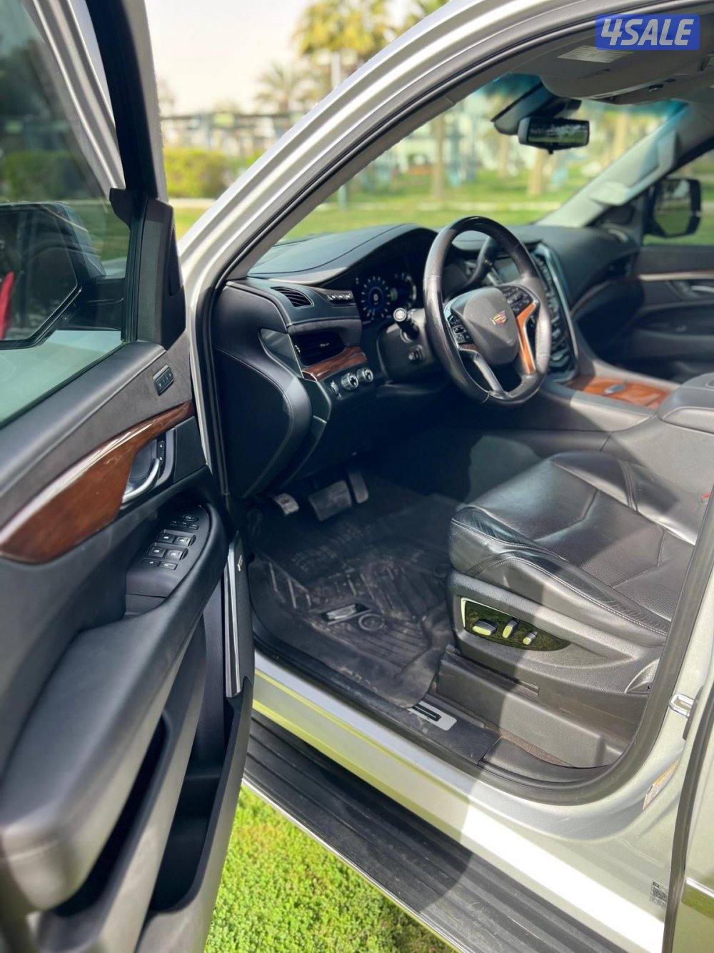 للبيع اسكاليد بريميو5