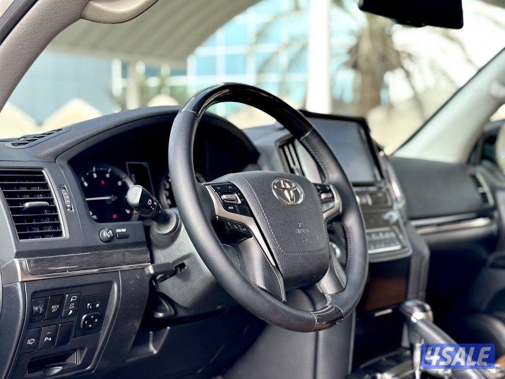 معرض القمة🚩7