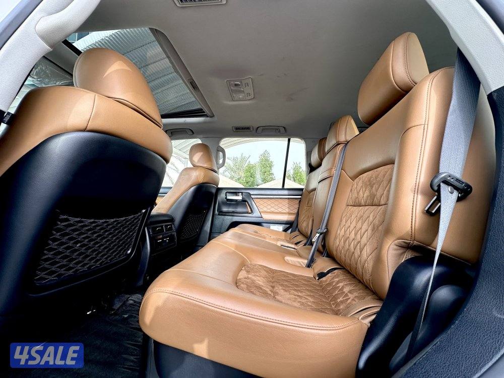 معرض القمة🚩10