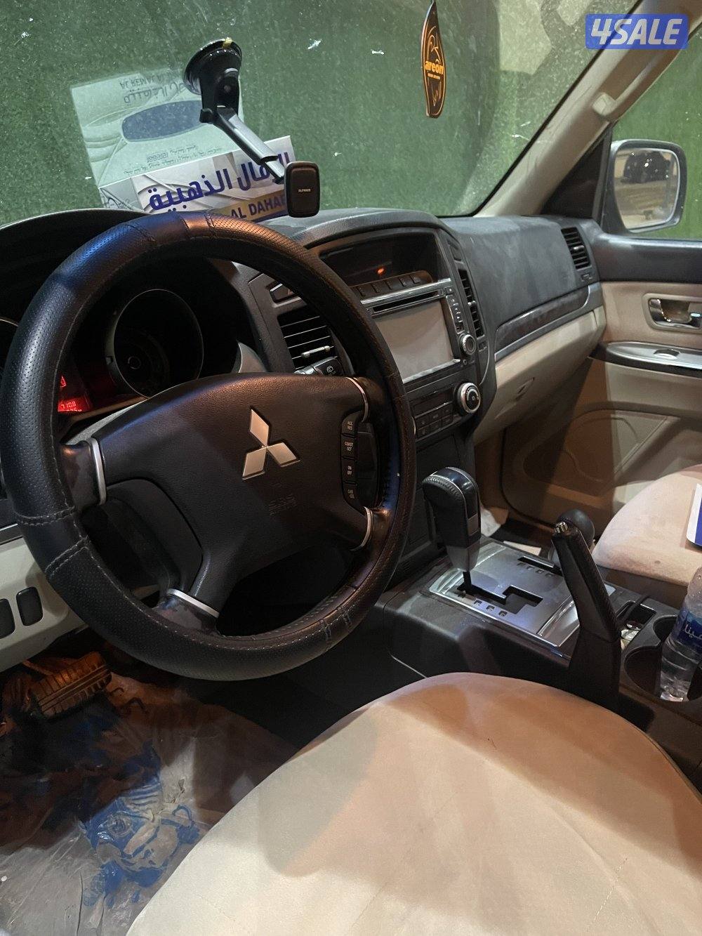 واتس اب على الرقم سته سبعه سبعه سته تسعه ثلاثه تسعه تسعه3