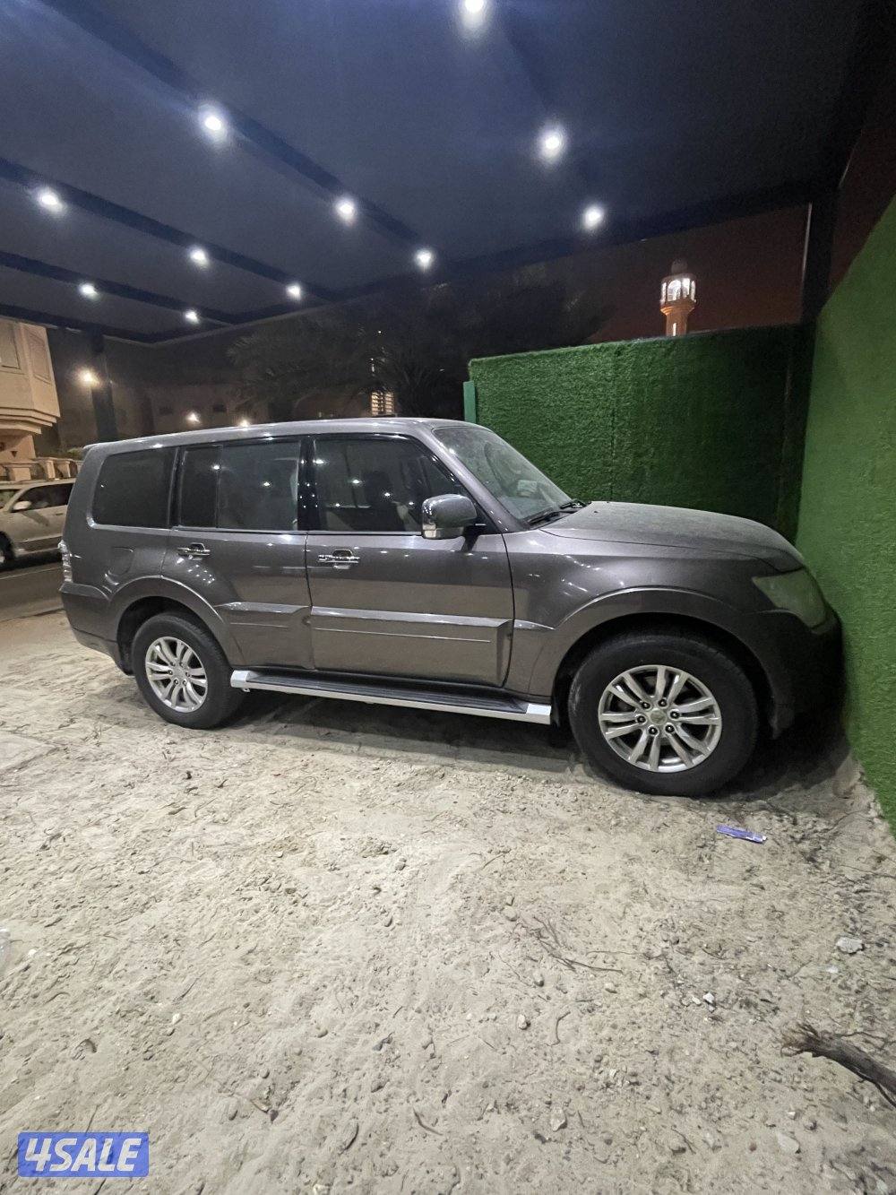 واتس اب على الرقم سته سبعه سبعه سته تسعه ثلاثه تسعه تسعه4