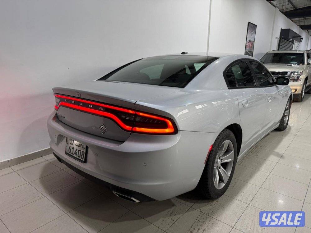Dodge Charger SXT 20204