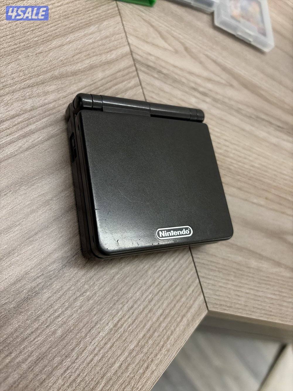 game boy advance SP ( with games.)9