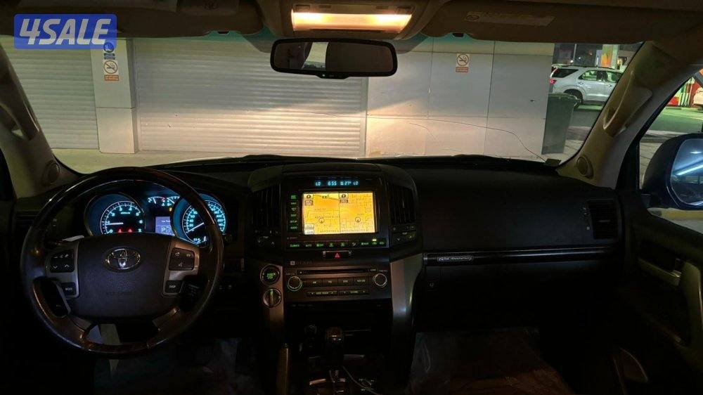 لاندكروزر في اكس ار 2011 صبغ وكاله4