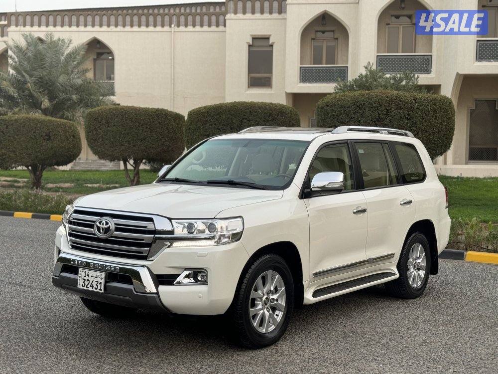 تويوتا لاندكروزر GX_R V6 موديل 2016 بحاله الوكاله0