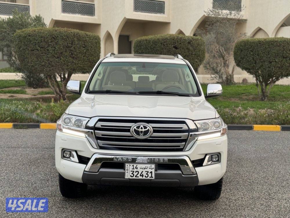 تويوتا لاندكروزر GX_R V6 موديل 2016 بحاله الوكاله2