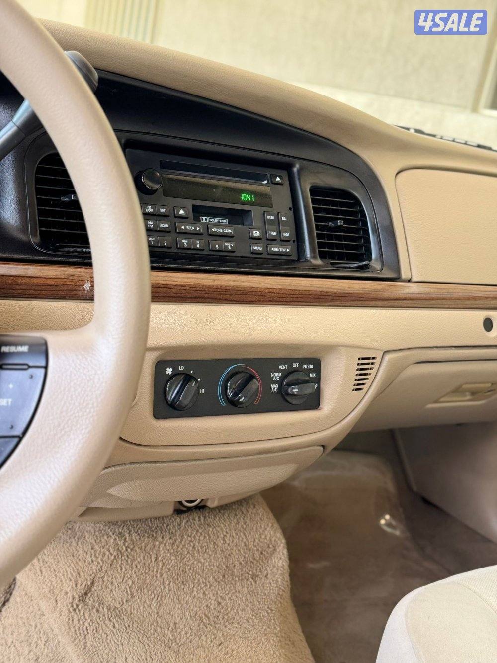 فورد فيكتوريا - موديل 2010 - عداد 329 - وارد الوزان - شرط الفحص5