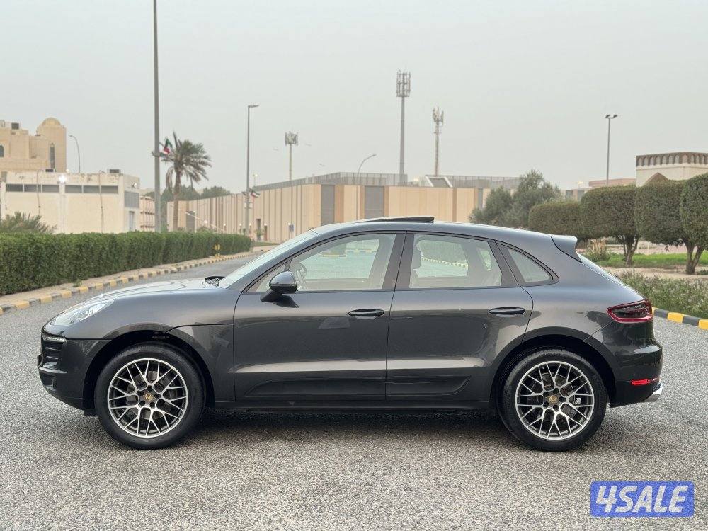 بورش ماكان موديل 2018 بحاله الوكاله شرط الفحص8