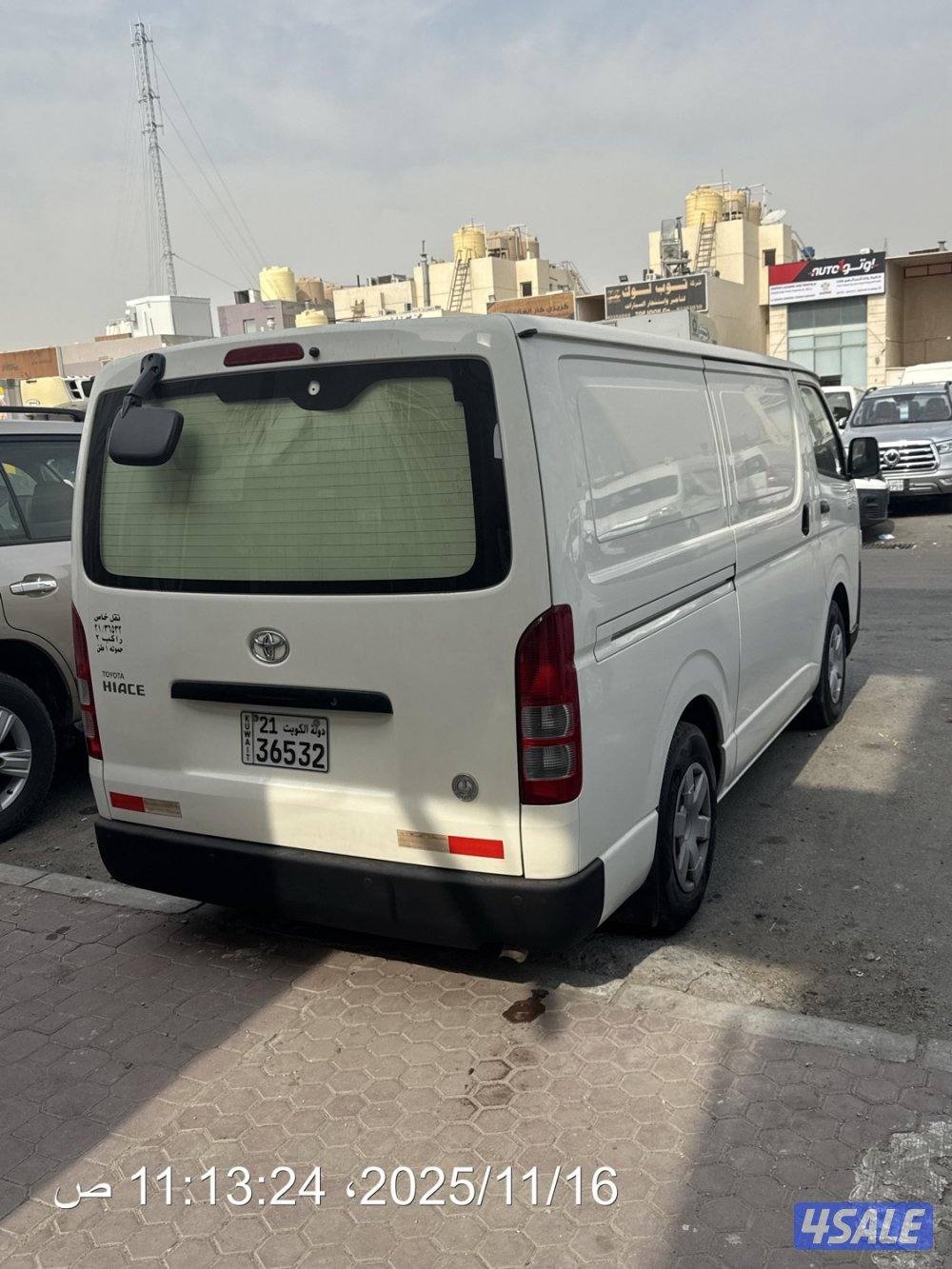 تأجير باصات مقفل وثلاجة3