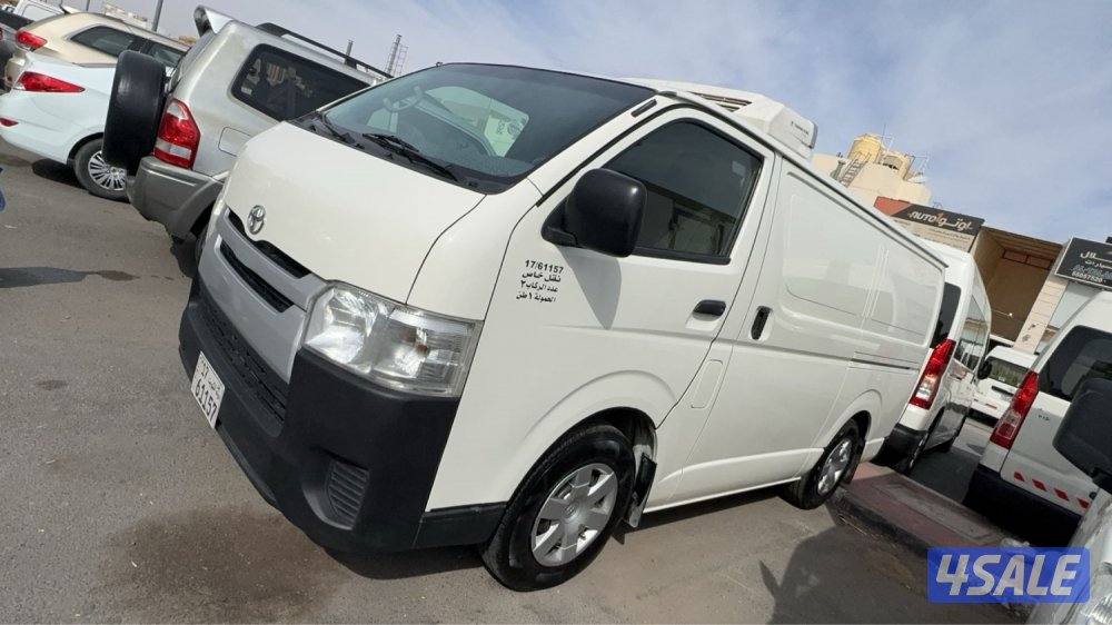 تأجير باصات مقفل وثلاجة5