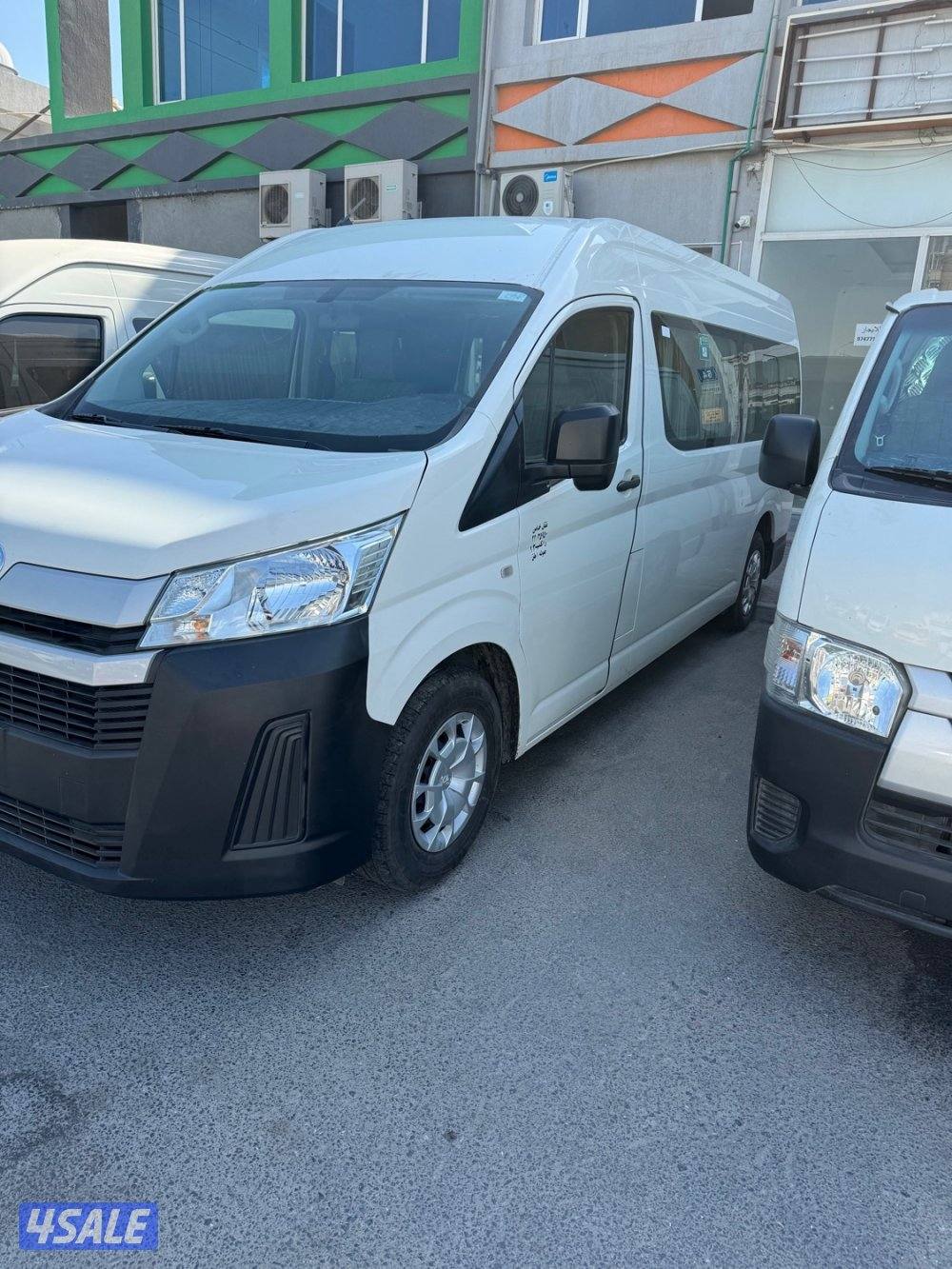 تأجير باصات مقفل وثلاجة4