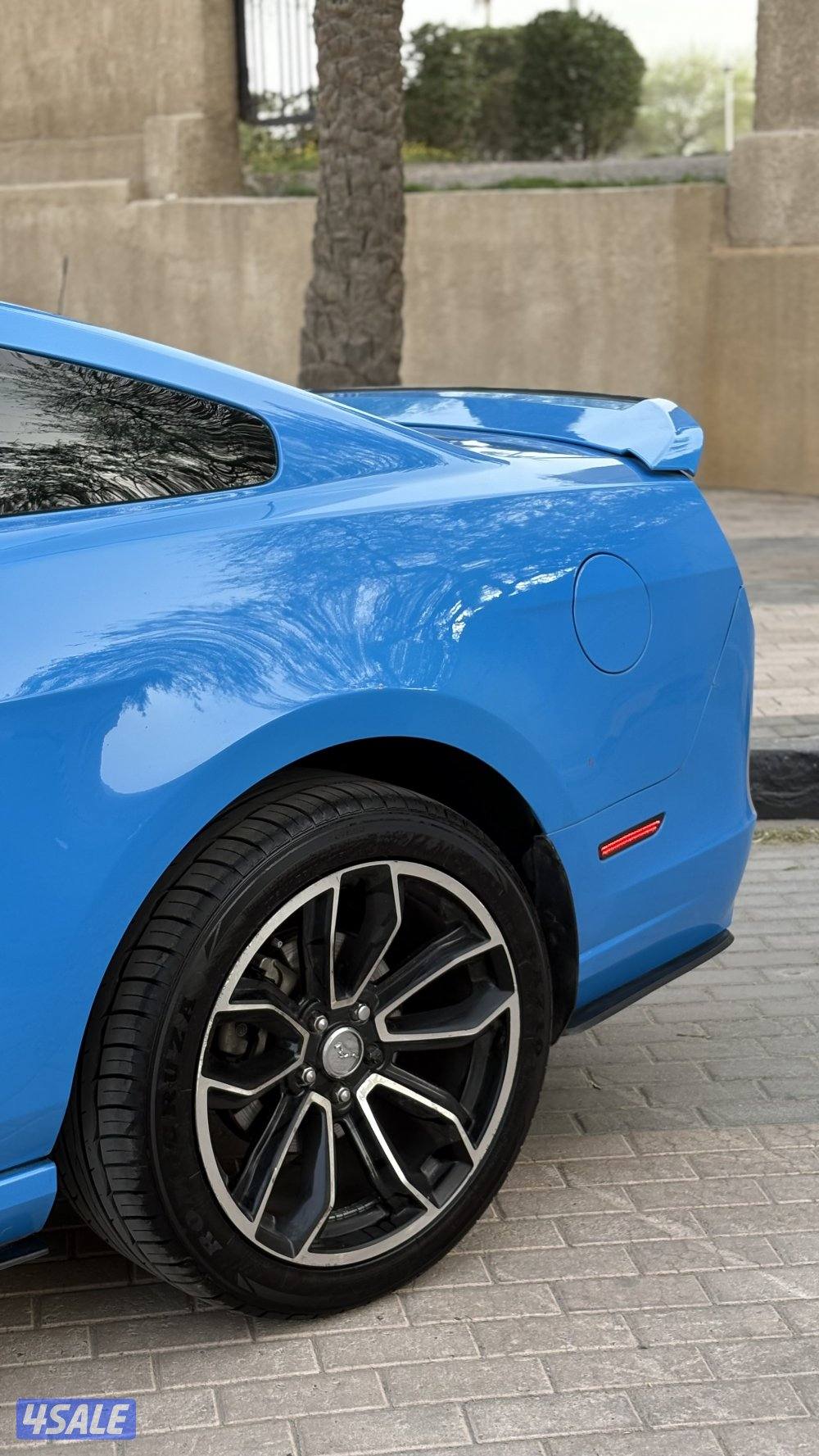 للبيع موستنق قير عادى بحالة ممتازة10