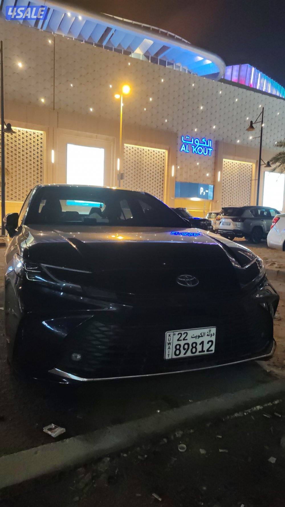 تاكسي متوفر 24 ساعة تحت الطلب و خاصه وبدون علامات وجوال11