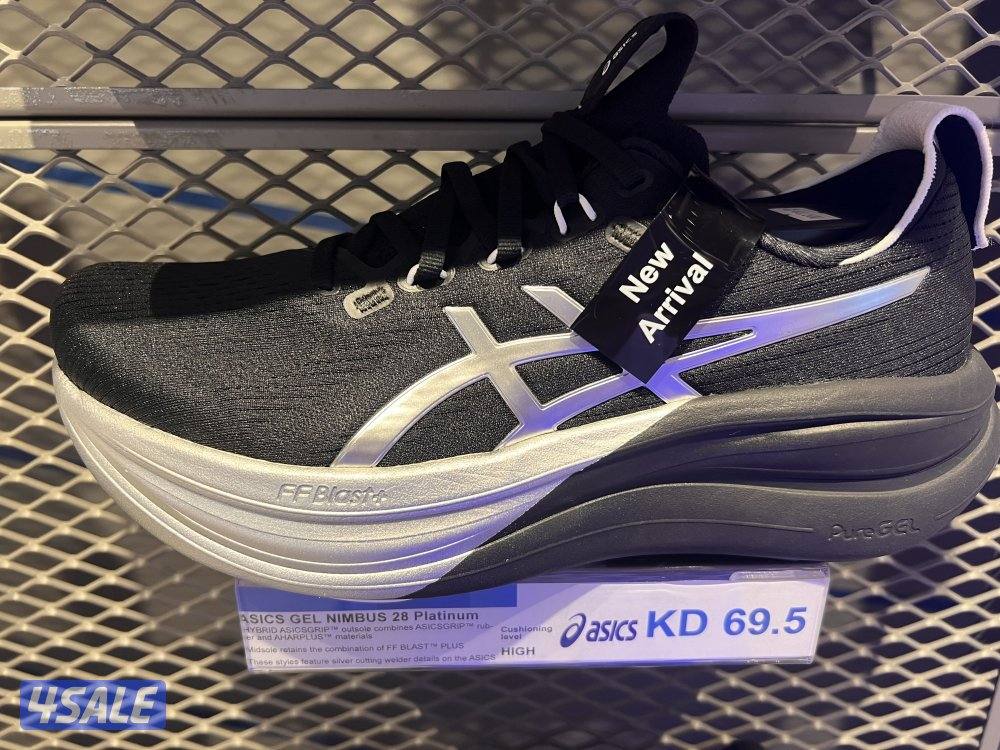 ASICS GEL-NIMBUS 28 Platinum0