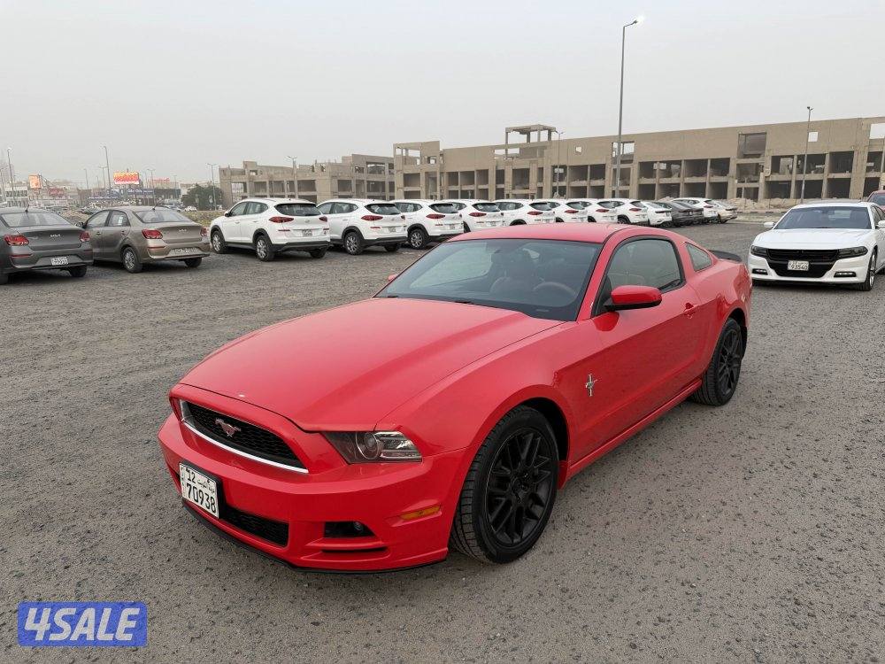 موستانج 2013 بحالة المصنع كالجديد2