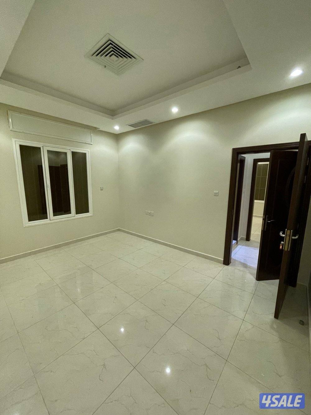 شقة للاجار معاريس0