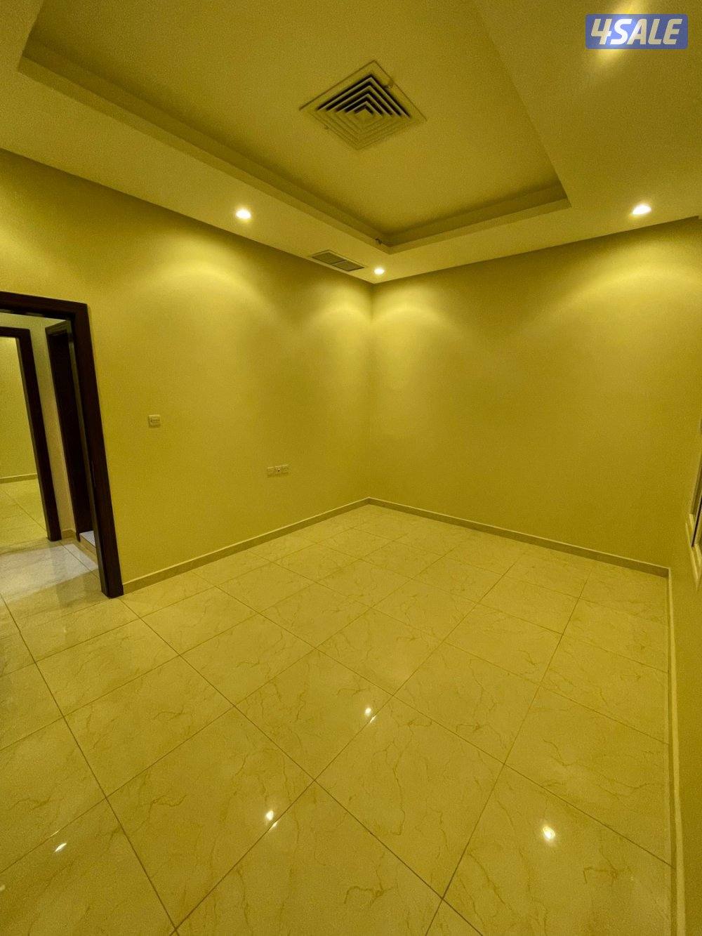 شقة للاجار معاريس1