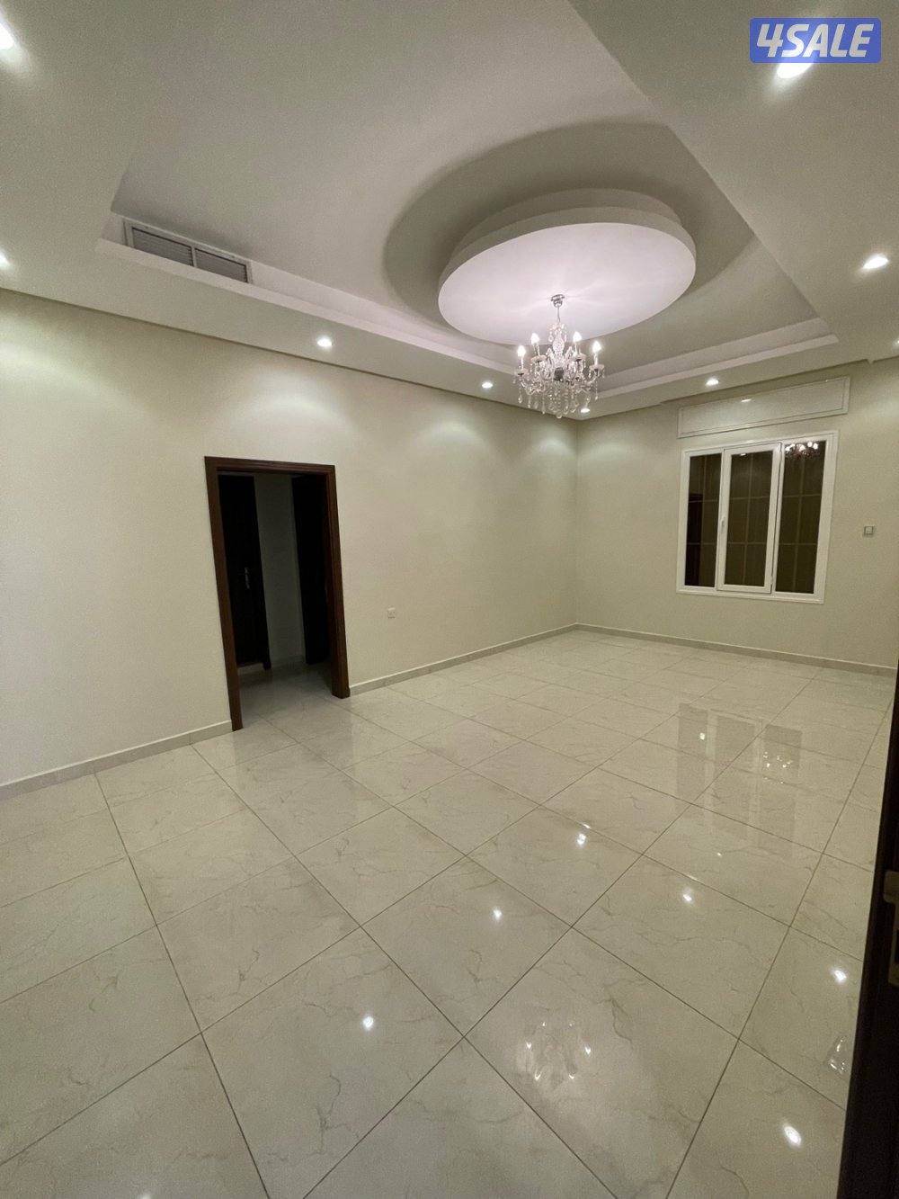 شقة للاجار معاريس4