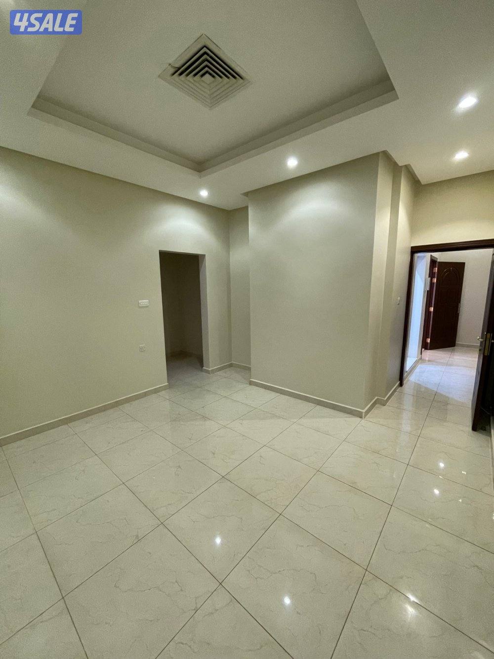 شقة للاجار معاريس7