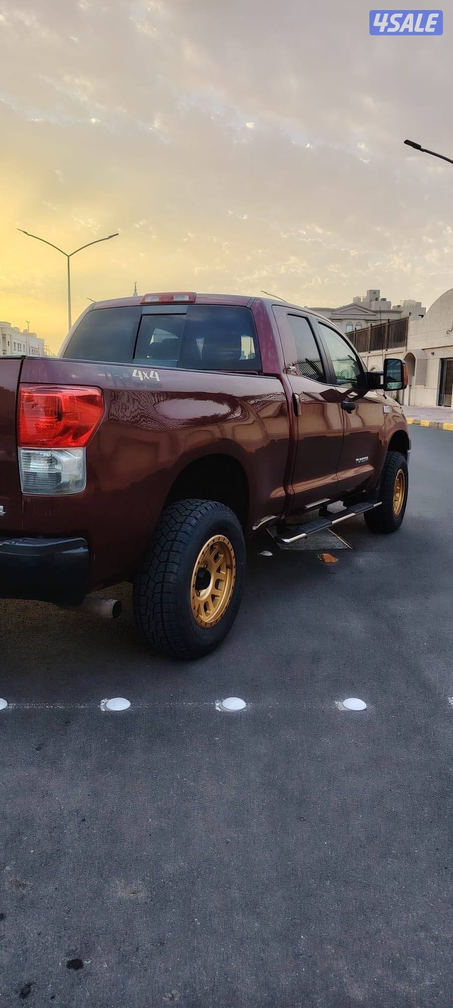 للبيع وانيت تويوتا تندرا ٢٠٠٨12