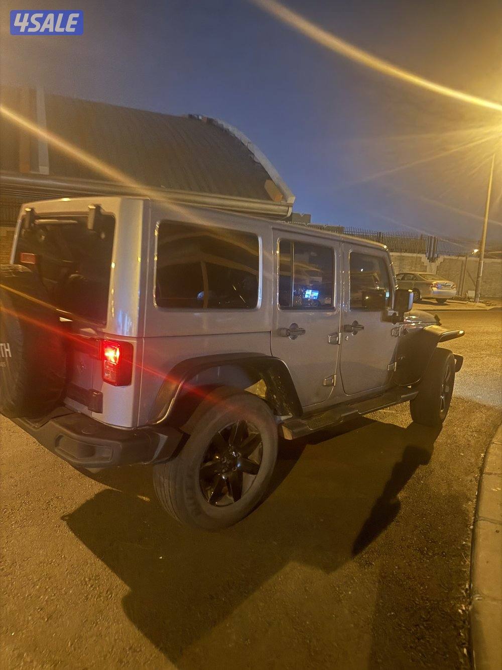 جيب رانجلر 4x4 limited edition ماشي ١٥٠الف صحاري1