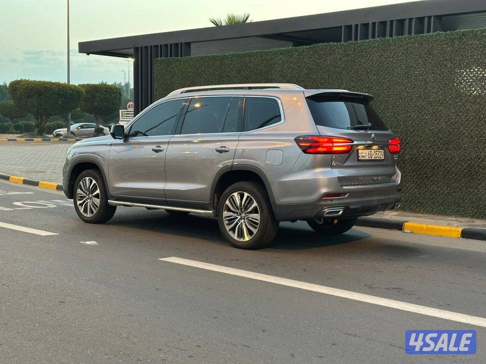 للبيع جيب ام جي RX84