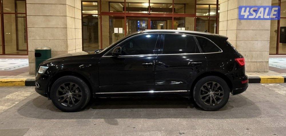 اودي Audi Q56