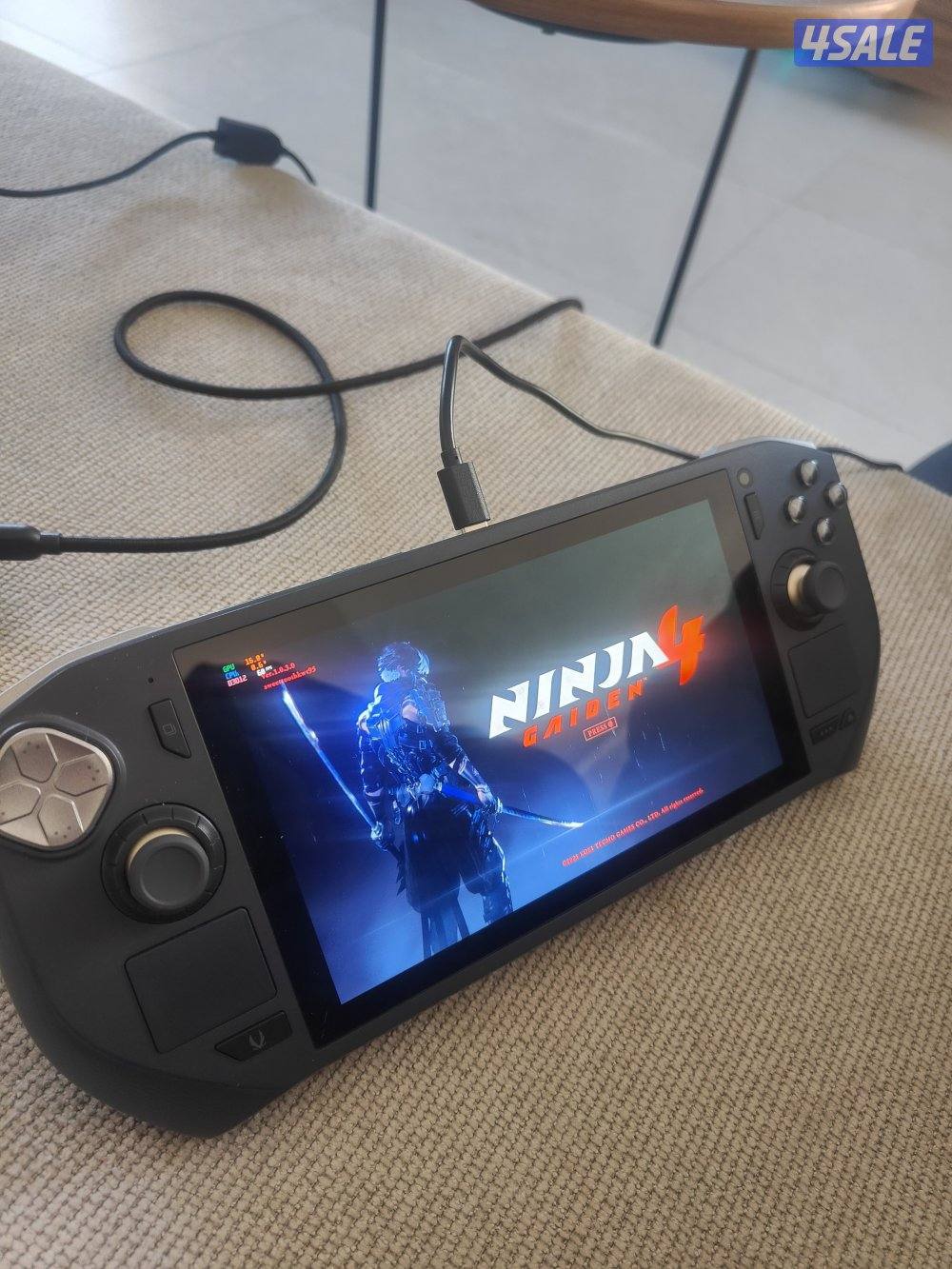 zotac zone game AMOLED0