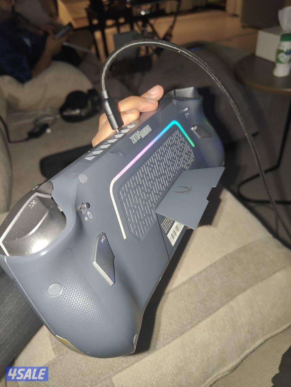 zotac zone game AMOLED2