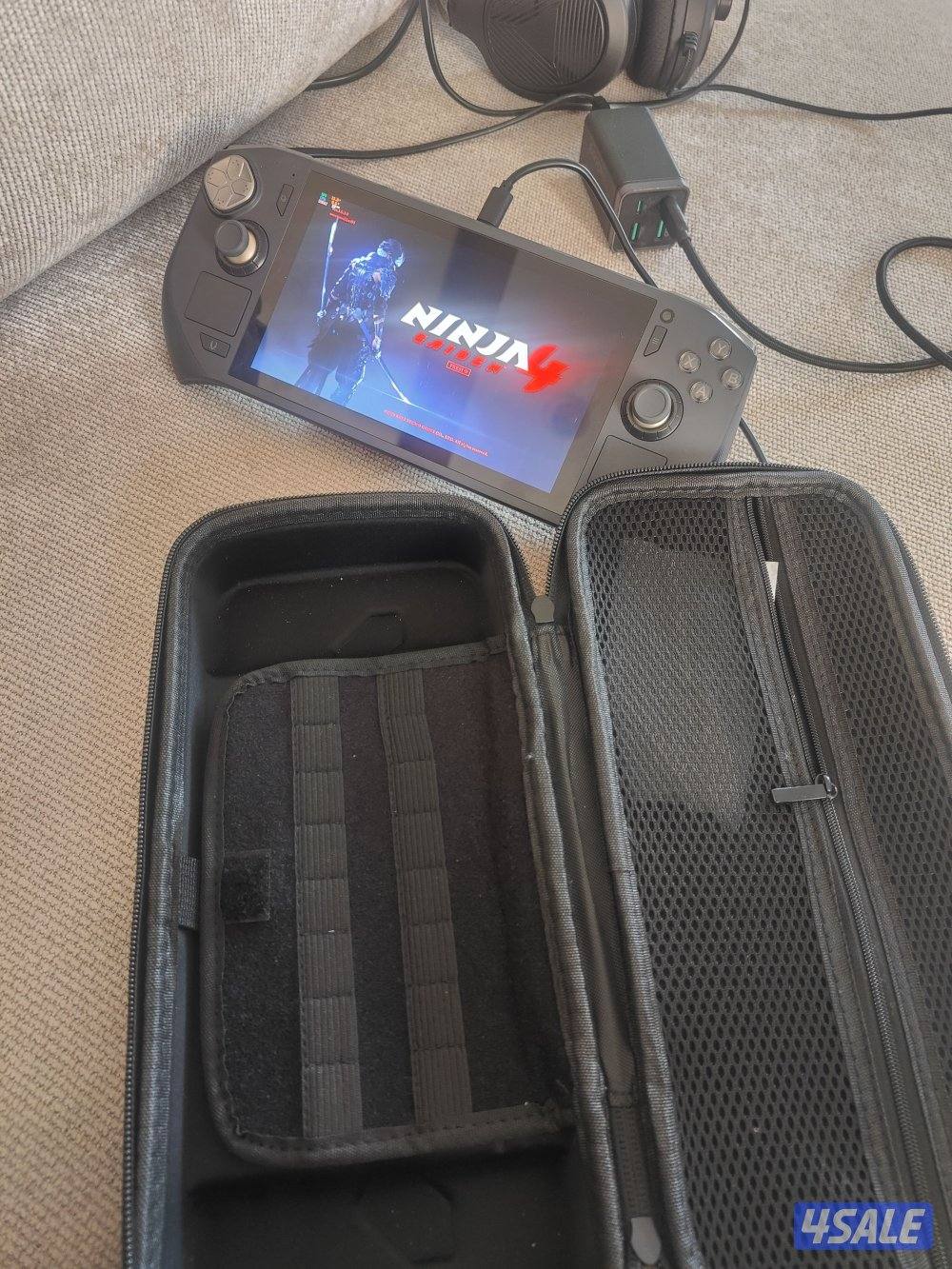 zotac zone game AMOLED6