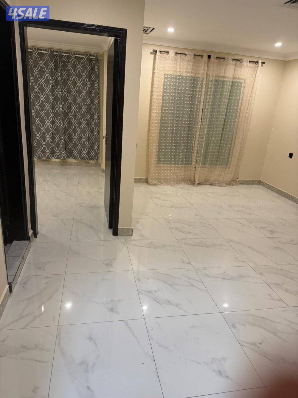 شقق للايجار خلو وفاضي غرفة وصالة ومطبخ وحمام تشطيب سوبر لوكس10