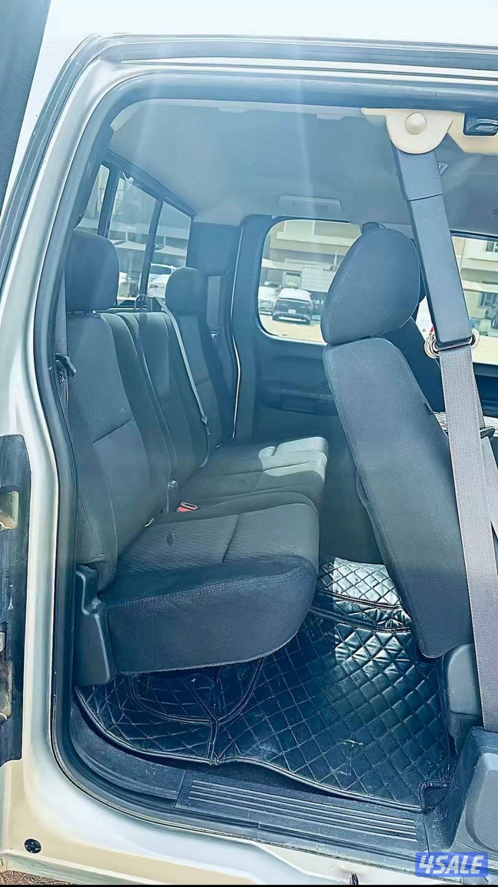 للبيع وانيت سلفرادو ه ونص 20117