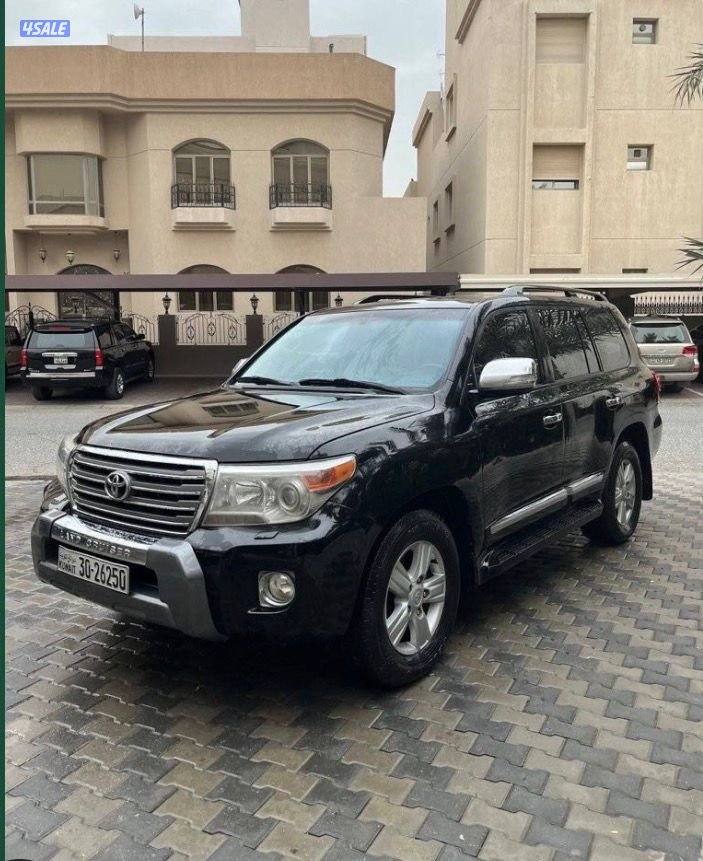 لاند كروزر ٢٠١٣0