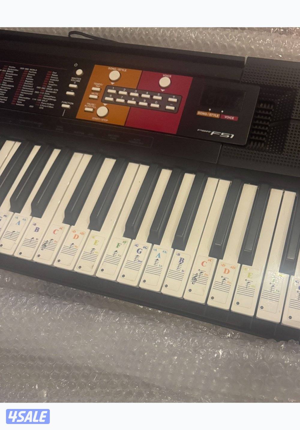 بيانو yamaha و جيتار artland4