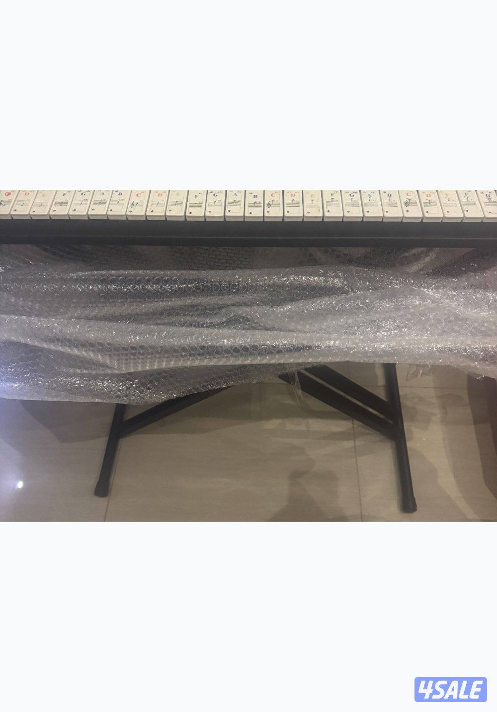 بيانو yamaha و جيتار artland5